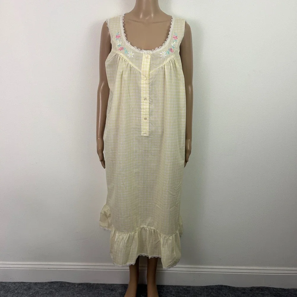 Barbizon Nightgown Yellow Gingham Floral Embroidered Lace Trim Large Vintage NEW